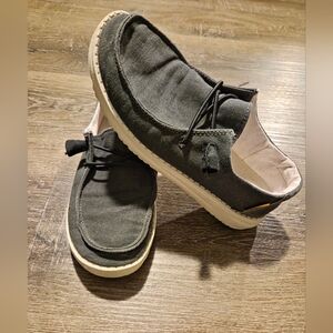 HEY DUDE Women Shoes